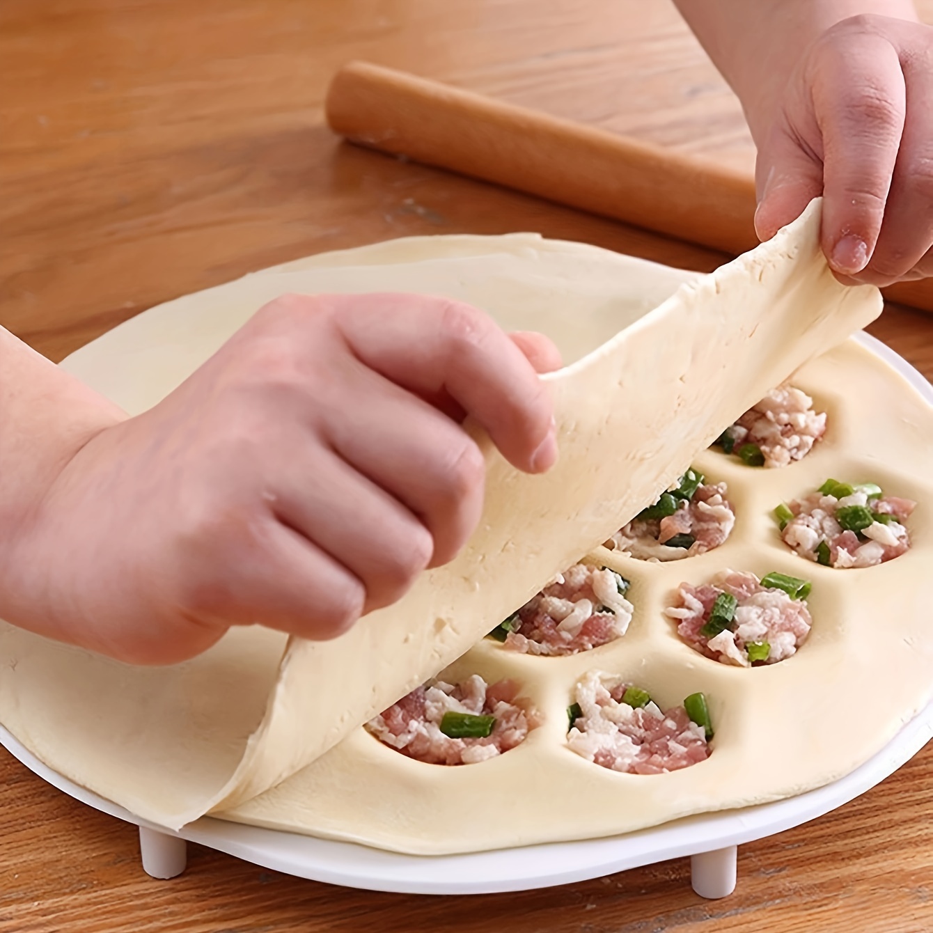 Kitchen Gadgets Dumpling Maker - 1pc- Simple Chinese Dumplings Mould, Kitchen